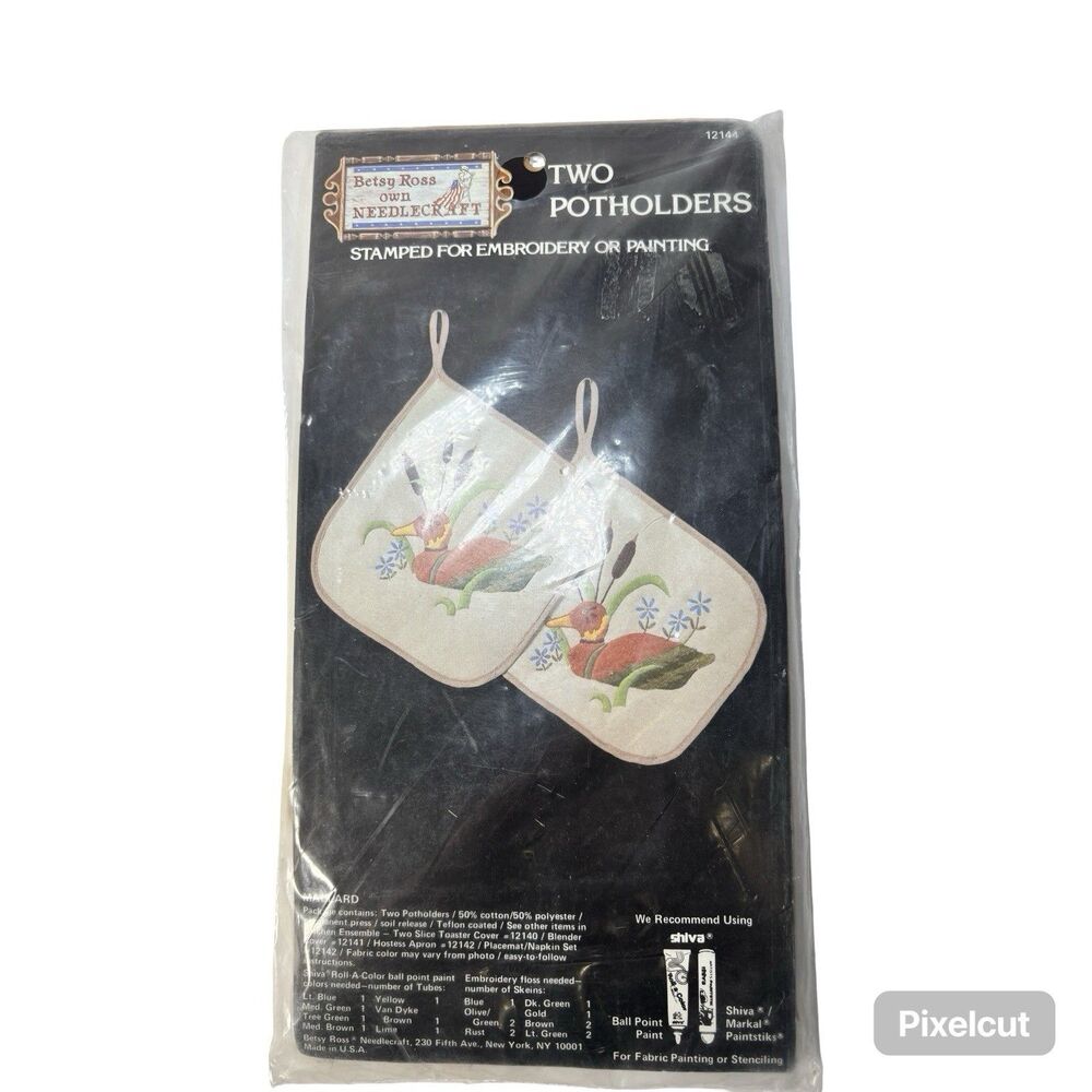 Betsy Ross Needlecraft Two Potholders Mallard Stamped Embroidery Painting Kit